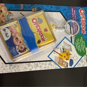 Hasbro Yellow and Blue Puzzle Game